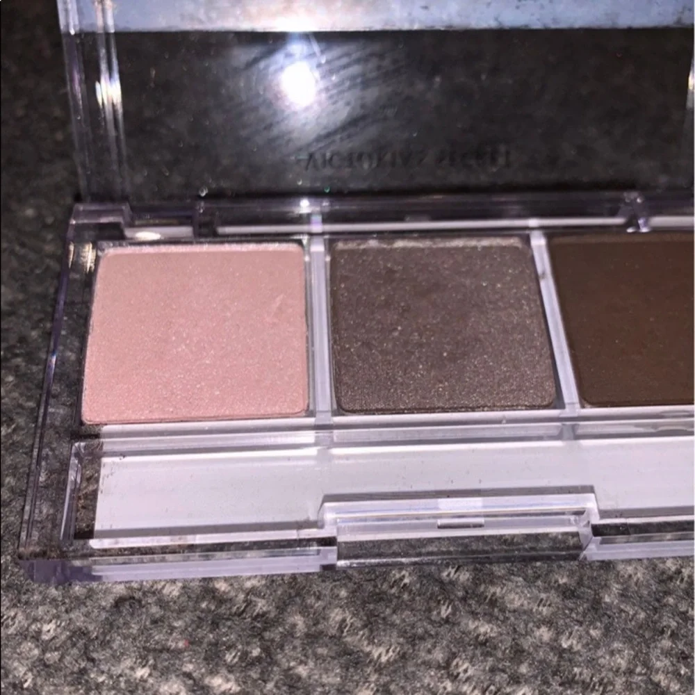 Victoria’s Secret Decadence Shadow Trio - Picture 7 of 8